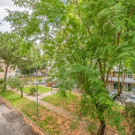 Apartmán Guestready - Spacious Ground Floor *