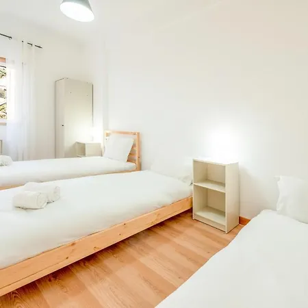 Guestready - Spacious Ground Floor Apartmán