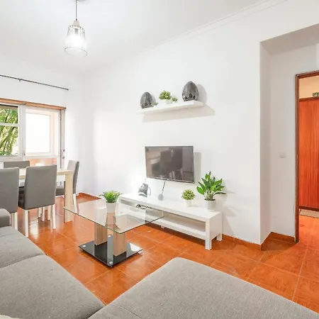 Guestready - Spacious Ground Floor Apartmán