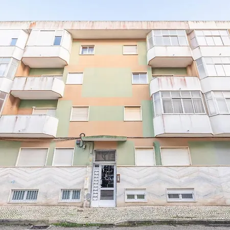Guestready - Spacious Ground Floor Apartmán Lisboa