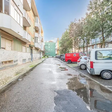 Guestready - Spacious Ground Floor Apartmán *