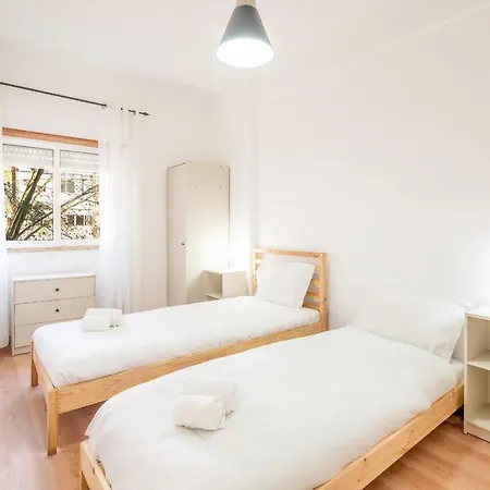 Guestready - Spacious Ground Floor Lisboa